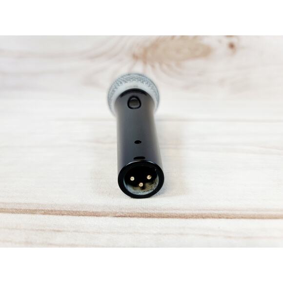 SHURE PG48 Dynamic Vocal Microphone With Case - Picture 7 of 10